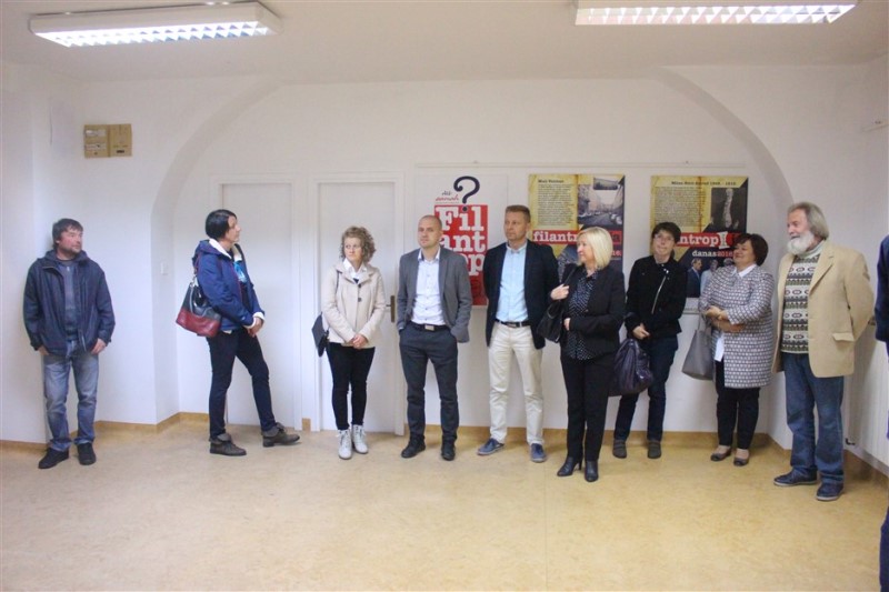 izlozba filantropija03