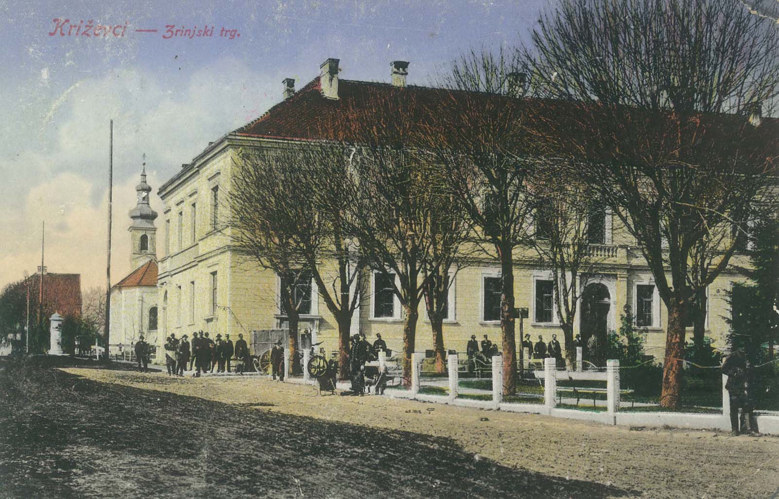 10 R
